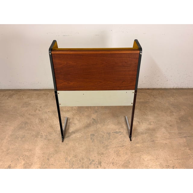 Action Office Desk by George Nelson for Herman Miller, 1960s, in Good conditions. Designed 1950 to 1959 I have official...