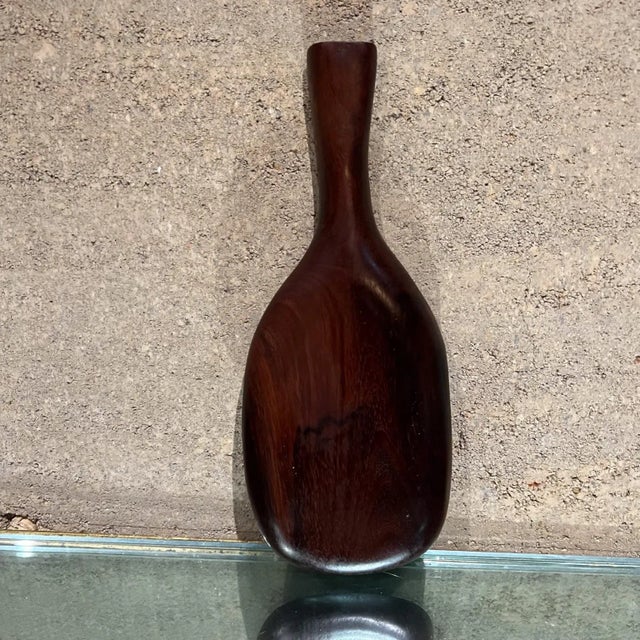 1970s Sculptural Rosewood Serving Tray Cutting Board Paddle For Sale In San Diego - Image 6 of 8