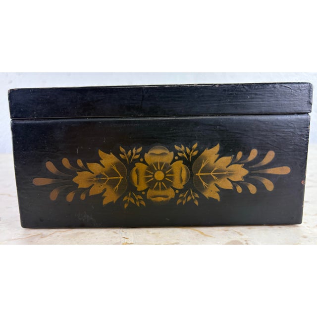 Metal Vintage American Hand Painted Toleware Box For Sale - Image 7 of 9