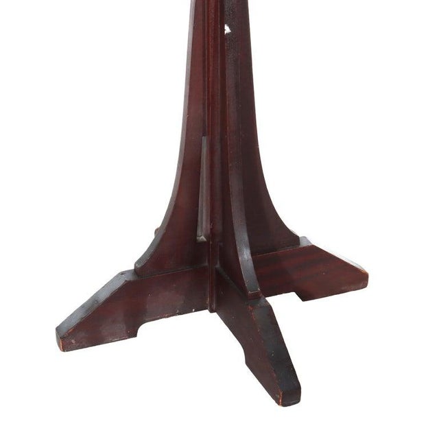 This is an antique L & JG Stickley Mission Oak hat and coat stand, dating to circa 1910. Crafted from solid oak, the stand...