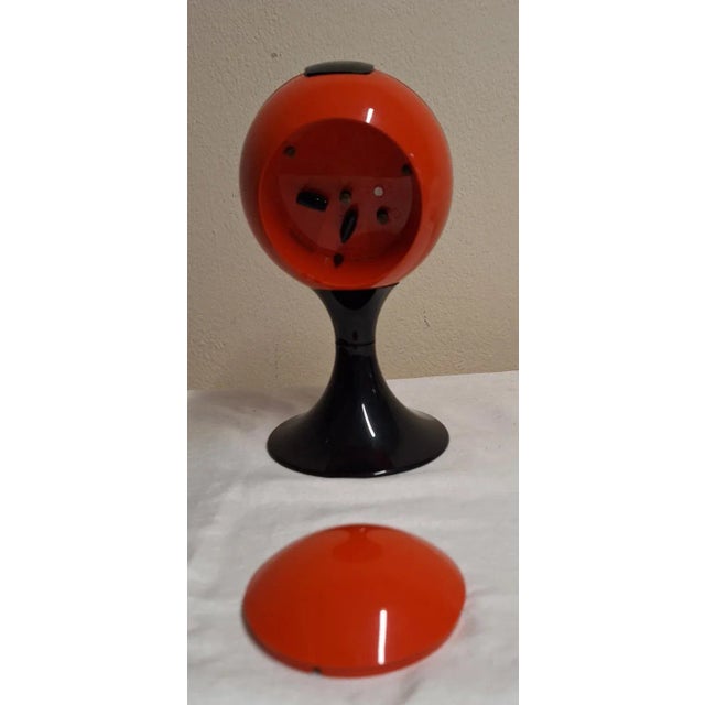 1970s German Space Age Table Clock from Meister-Anker, 1970s For Sale - Image 5 of 8