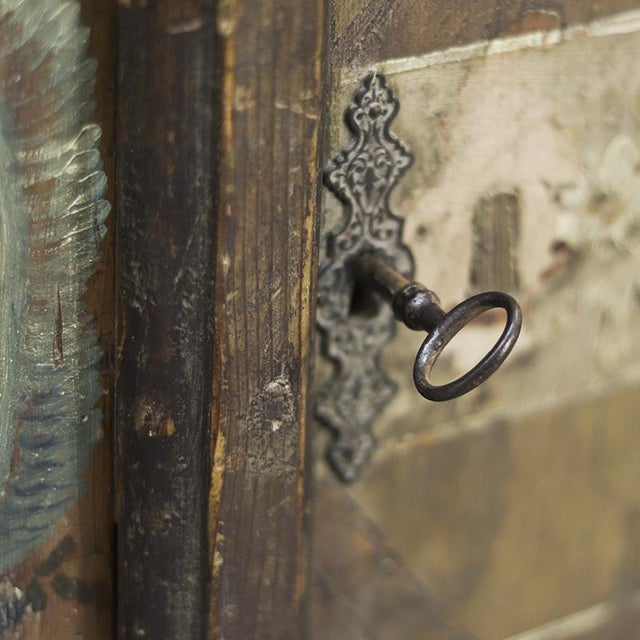 Rustic Painted Folk Art Rustic Farmhouse Bridal Cabinet, 1795 For Sale - Image 3 of 18