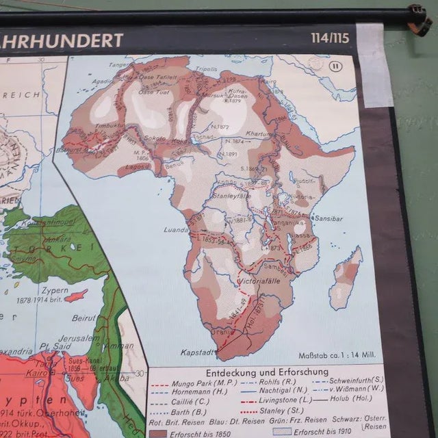 School Wall Map of Africa by Leisering & Schulze for Velhagen & Klasing, 1950s For Sale - Image 6 of 10
