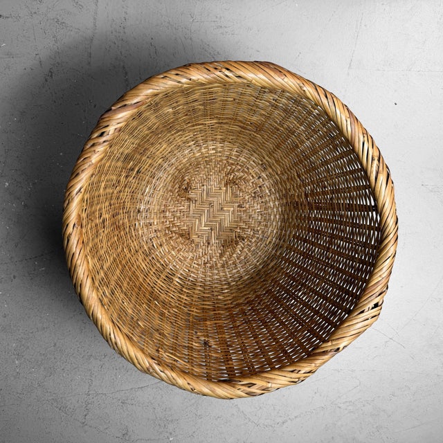 Shōwa Japanese Bamboo Baskets, 1950, Set of 2 For Sale - Image 9 of 13