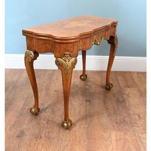 Queen Anne Games Table Console in Walnut from Epstein and Co., 1890s For Sale - Image 5 of 11