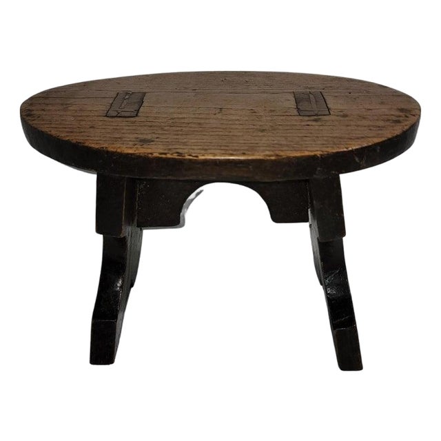 18Thc Original Painted & Mortised Walnut Bench / Foot Stool From Pennsylvania For Sale