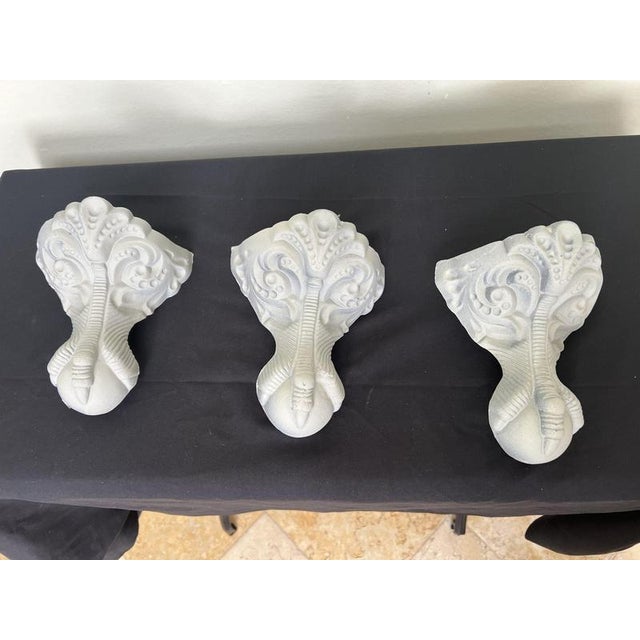 Antique English Blue and White Stoneware Meat Platters, Set of 4 For Sale - Image 6 of 18