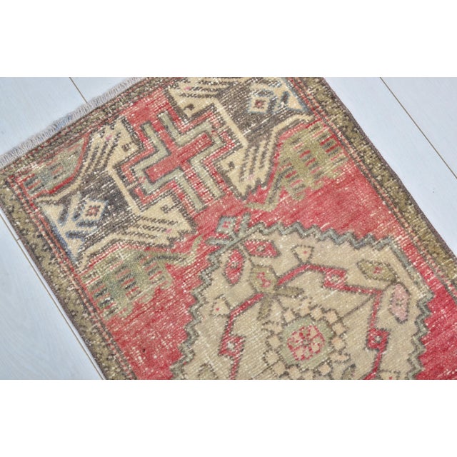Oushak Wool Mid 20th Century Carpet For Sale - Image 4 of 5