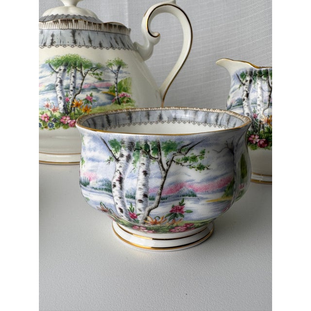 Vintage Royal Albert Silver Birch 28-Piece Bone China Tea Service for 8 – England Beautiful vintage Royal Albert Silver...