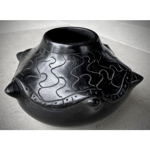 Late 20th-Century Barro Negro Pottery (Black Clay) Roly Poly Turtle Vessel - Oaxaca, Mexico For Sale In Austin - Image 6 of 18