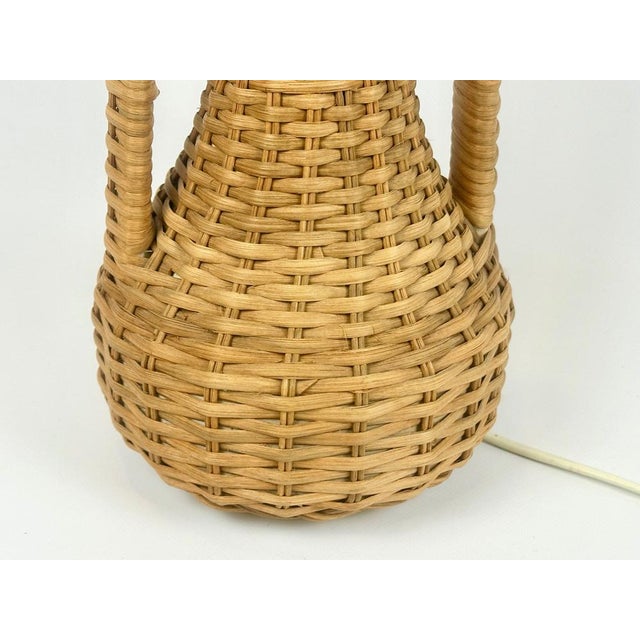 Textile Vintage Water Hyacinth Table Lamp, 1970s For Sale - Image 7 of 9