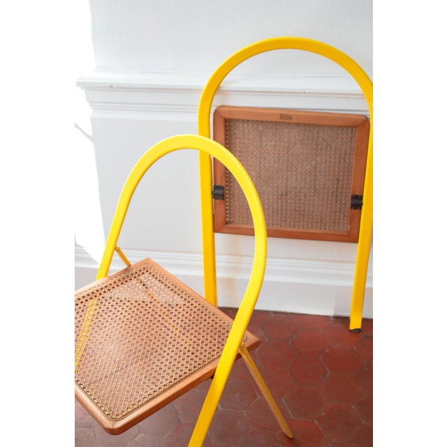 Vintage Folding Chairs in Yellow Lacquered Metal and Caning by Giorgio Cattelan for Cidue, 1970s, Set of 2 For Sale - Image 12 of 18