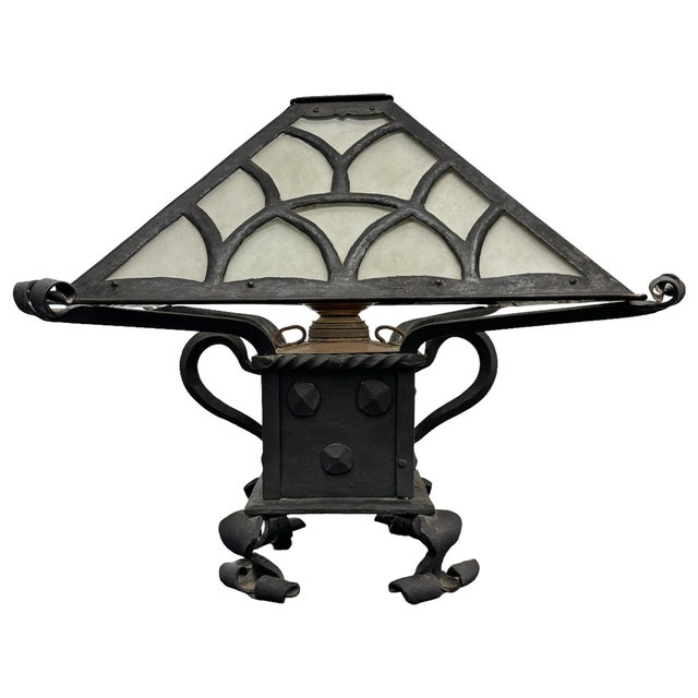 Late 19th/Early 20th Century American Arts and Crafts Wrought Iron Lamp For Sale In Chicago - Image 6 of 12
