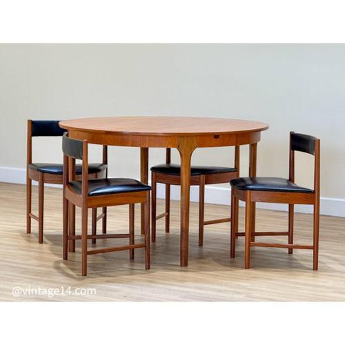 Dunvegan Teak Dining Set by Tom Robertson for McIntosh, Set of 5 For Sale - Image 15 of 15