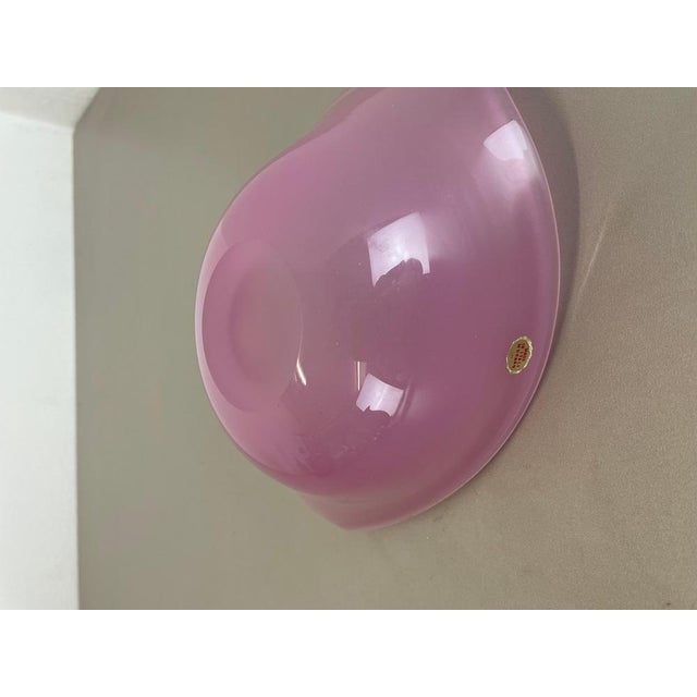Large Italian Shell Bowl in Pink Opaline Murano Glass, 1970s For Sale - Image 17 of 18