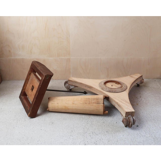 Large Antique English Palladian Style Round Bleached Table, 1835 For Sale - Image 13 of 14