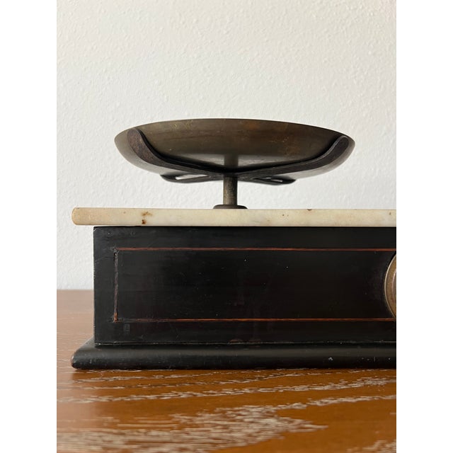 Antique French Bruyat Lyon Marble Top Kitchen & Culinary Balance Scale Ebonized Base and Brass Pans For Sale - Image 4 of 12