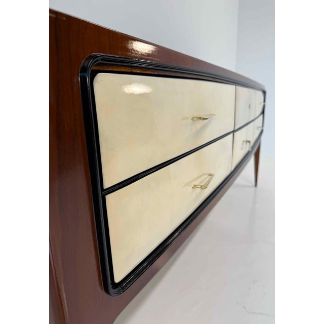 Beige Parchment and Walnut Chest of Drawers by Paolo Buffa, 1950s For Sale - Image 8 of 14