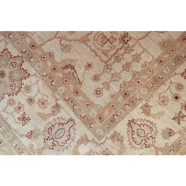 Middle Eastern Rug in Wool For Sale - Image 6 of 11