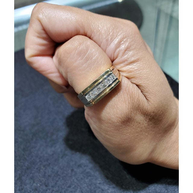 ♥ Product Summary ♥ Main Stone: Diamonds Approx. Diamond Carat Weight: .64cttw Diamond Color: G Diamond Clarity: VS2...