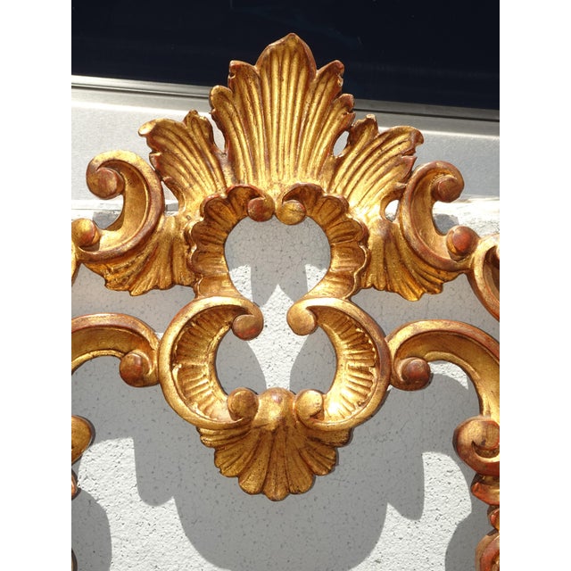 1950s Vintage Italian Rococo Ornate Gold Gilt King Headboard ~ Hollywood Regency For Sale - Image 5 of 14