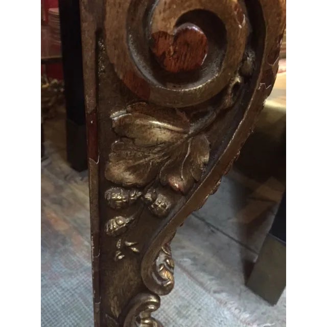 1900's English Mahogany & Giltwood Carved Dining Table For Sale - Image 9 of 13