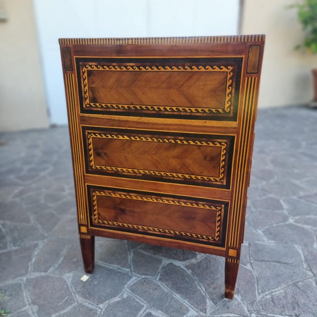 Antique Neapolitan Directoire Chests of Drawers in Walnut, 1760, Set of 2 For Sale - Image 15 of 16