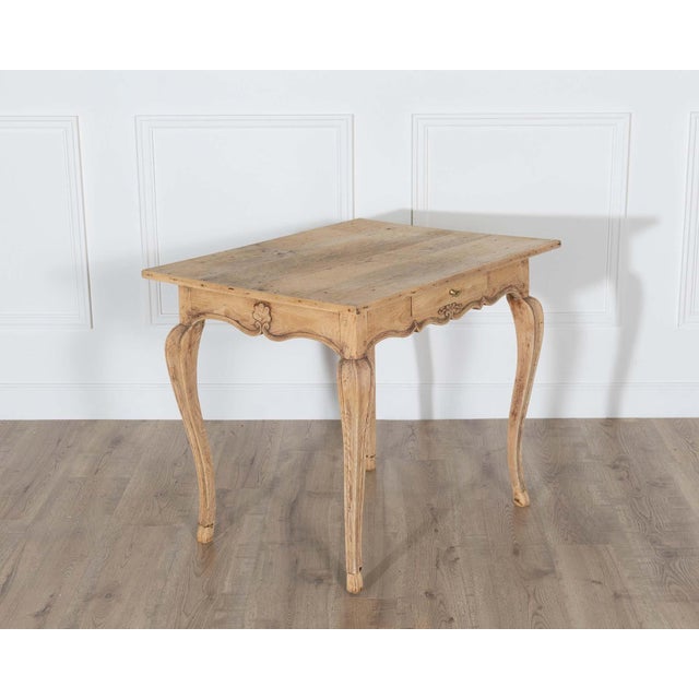 French Louis XV Style Writing Table in Natural Oak, 19th Century For Sale - Image 3 of 9