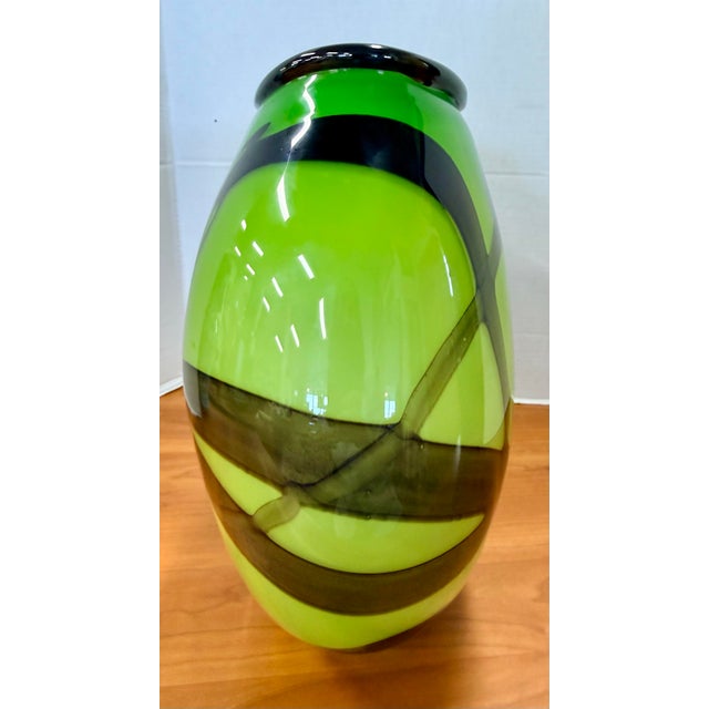 Postmodern Chip Scarborough Green Art Glass Vase 14" Tall Signed on Bottom For Sale - Image 3 of 8