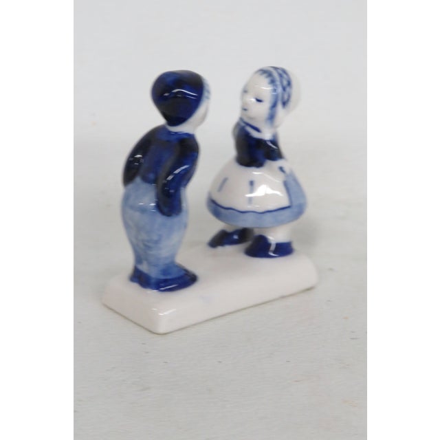 Figurative Delft Style Blue Young Couple Dutch Boy Girl Miniature Porcelain Figurine 4498b For Sale - Image 3 of 9