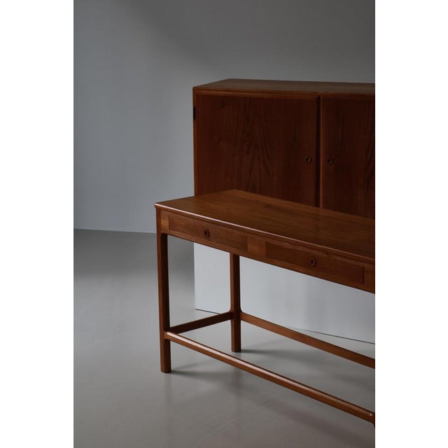 Danish Modern Cabinet in Elm and Pinewood attributed to Børge Mogensen for FDB, 1940s, Set of 2 For Sale - Image 3 of 18