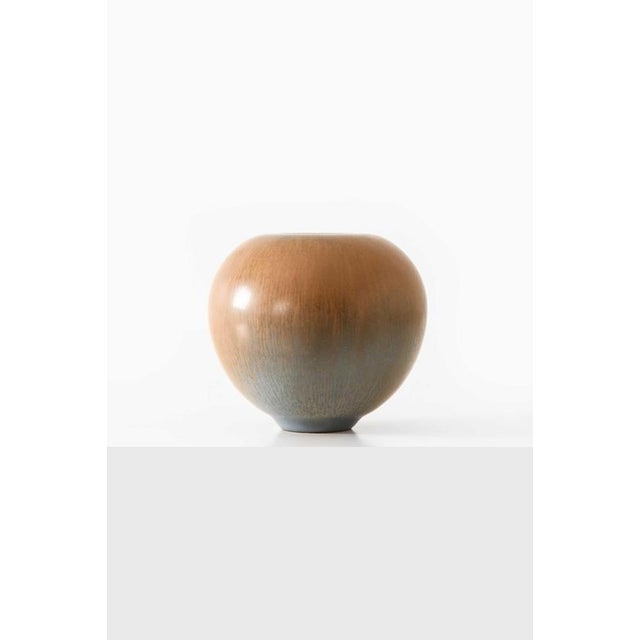 Scandinavian Modern Ceramic Vase by Berndt Friberg, 1954 For Sale - Image 3 of 6