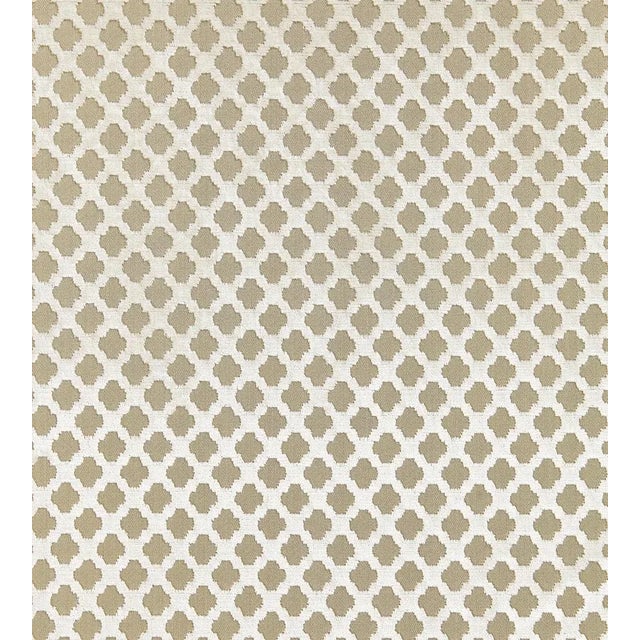 Traditional Sample - The House of Scalamandré Pomfret Fabric, Alabaster For Sale - Image 3 of 3