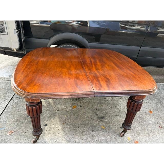 Mid 19th Century 2 Leaf 19th Century English Victorian Mahogany Extension Dining Table For Sale - Image 5 of 9