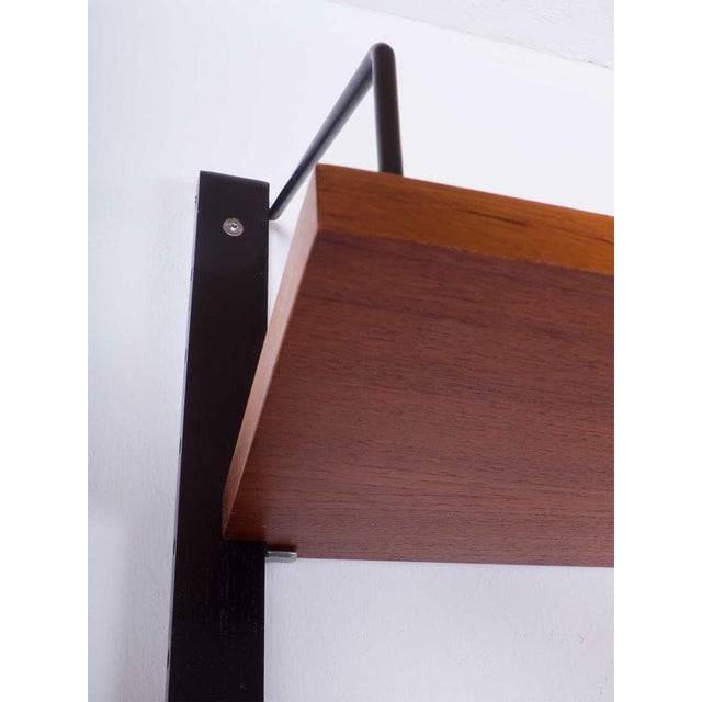 Wood Modular Danish Wall Unit Royal System attributed to Poul Cadovius for Cado, 1950s For Sale - Image 7 of 9