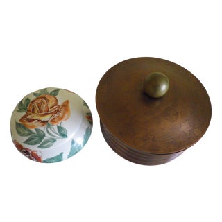 Trinket Tray in Porcelain with Hand-Painted Decoration and Copper Alloy from Vallauris, 1950s, Set of 2 For Sale