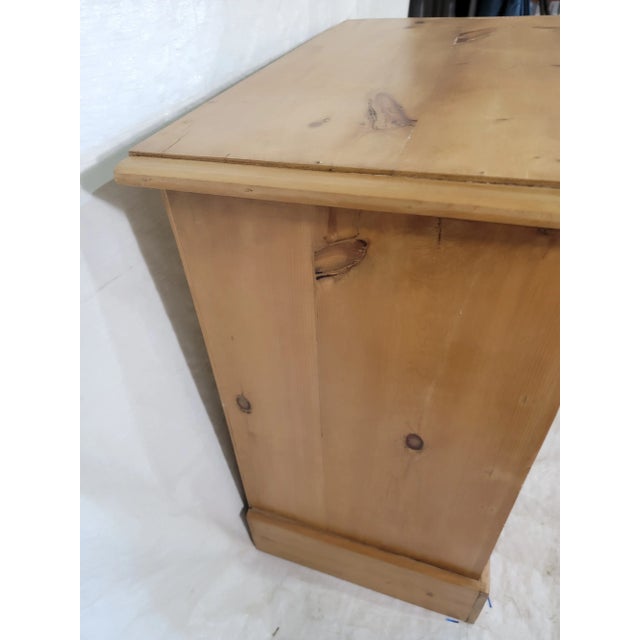 Antique Arts & Crafts 2 Over 2 Chest of Drawers From England - Circa 1900 For Sale - Image 9 of 13