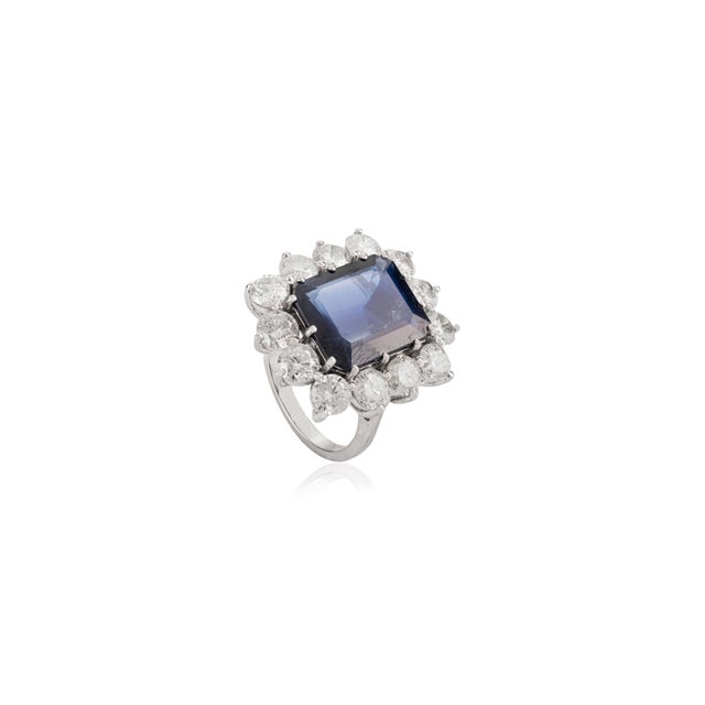 Contemporary Luxury 7.11 Ct Sapphire Estate Ring With 13 Round 4.06 Ct Diamonds in 18k Gold Size 6.5 For Sale - Image 3 of 14