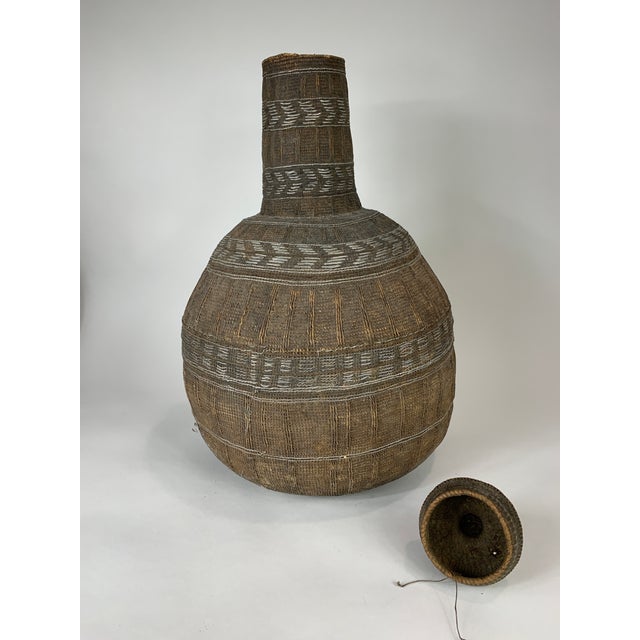 Oromo Igbo African Lidded Gourd of Woven Silver and Fiber For Sale In Chicago - Image 6 of 7