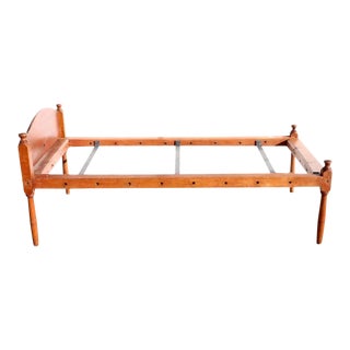 American New England Shaker Style Maple Hired Man's Single Rope Bed For Sale
