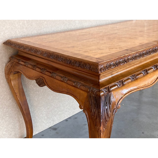 Wood 20th Root Oak Dining Room Table With Carved Edges For Sale - Image 7 of 11