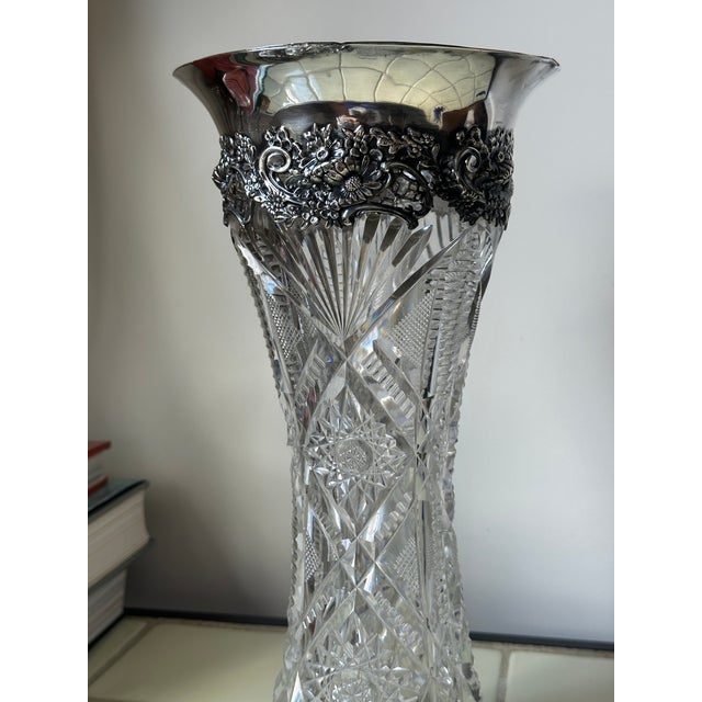 1900 - 1909 American Brilliant Cut Crystal Vase With Sterling Silver Neck Collar in Ornate Repousse Floral Design For Sale - Image 5 of 11