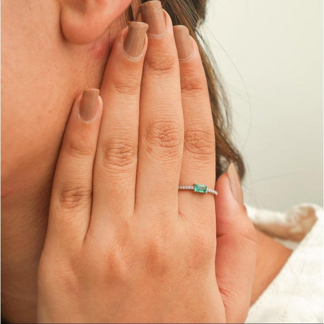 Natural 0.31 cts Zambian emerald & 0.14 cts diamond ring 14k gold For Sale - Image 11 of 18