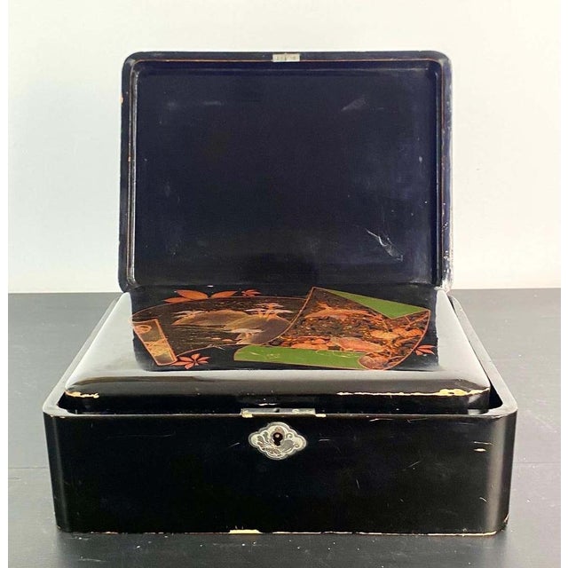 Three Black Japanese Lacquer Nesting Boxes with Two Keys, 1880, Set of 3 For Sale - Image 15 of 18