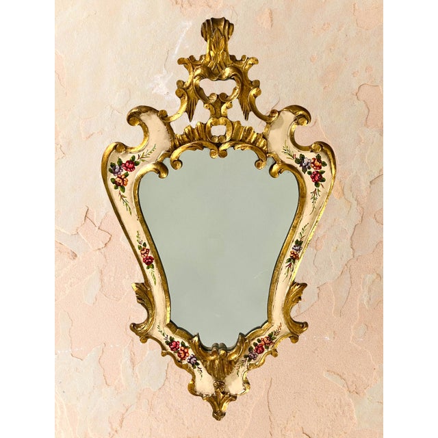 Antique 1920's Italian Giltwood Gold & Bisque Wall Mirror With Hand Painted Wild Flowers For Sale - Image 4 of 15
