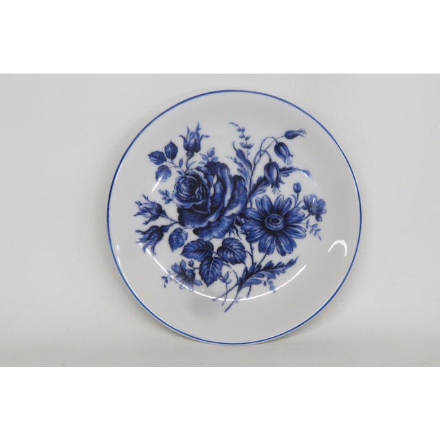 Porcelain Blue and White Small Plate 4619b For Sale - Image 4 of 11