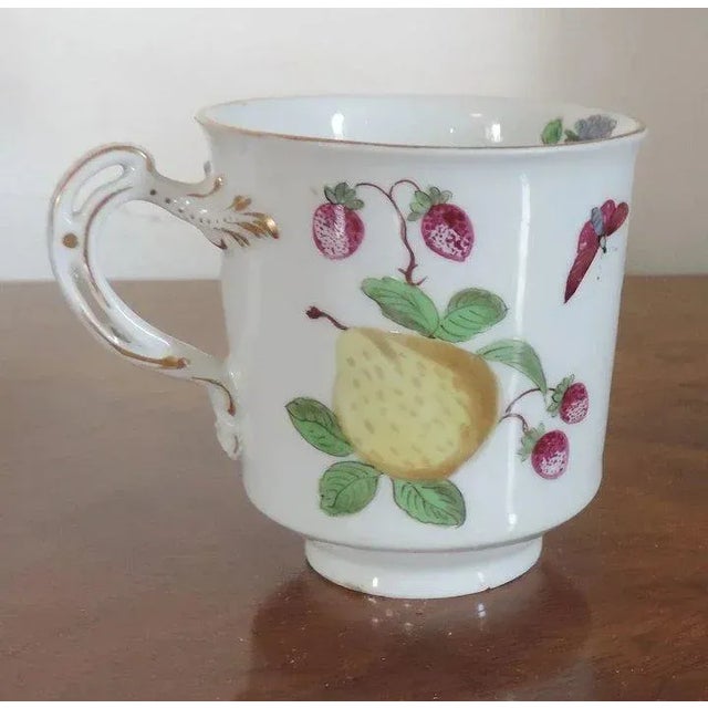 18th Century Chelsea Porcelain Gold Anchor Botanical Coffee Can For Sale In New York - Image 6 of 11