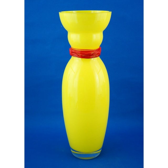 Modern 20th Century Large Yellow Glass Vase by Periev R. Pint, Barovier and Toso Collection, Czechoslovakia, 1980s For Sale - Image 3 of 18