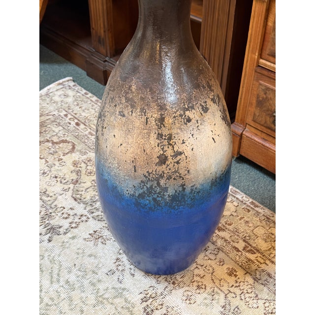 2020s Elongated Abstract Ombre Vase, Large For Sale - Image 5 of 12