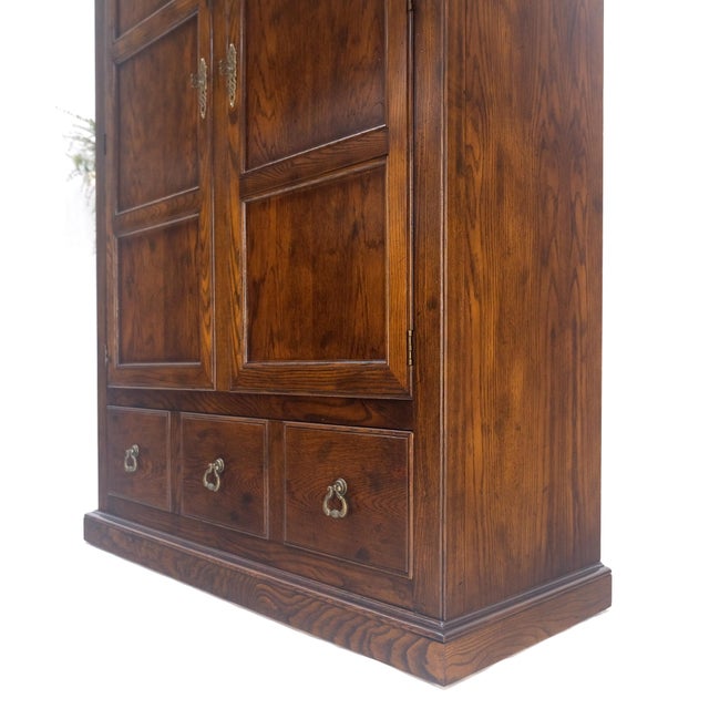 Brown Henredon Oak Linen Press Cupboard Chest of Drawers Armoire Lots of Storage MINT For Sale - Image 8 of 10